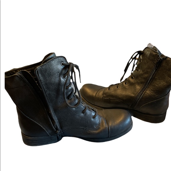 Born BOC Leather Boots Size 8 M - Picture 3 of 5